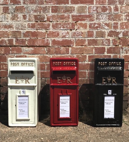 Royal mail cast - iron, post