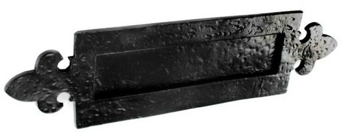Securit antique country cast - country,